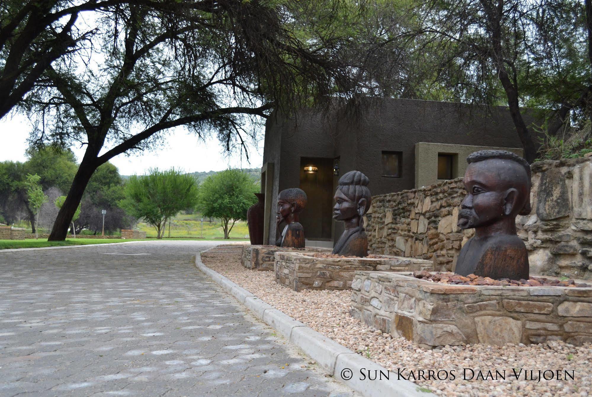 Sun Karros Daan Viljoen Hotel Windhoek Buitenkant foto