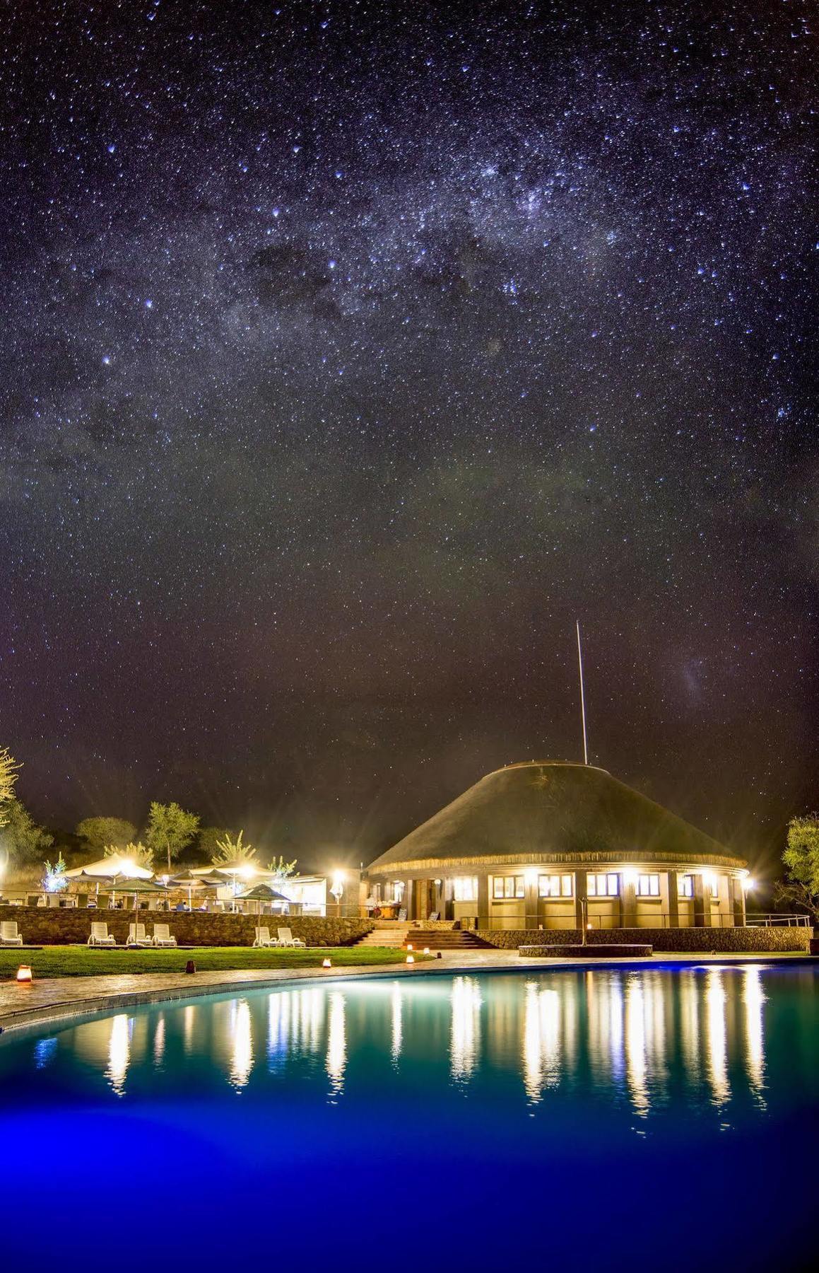 Sun Karros Daan Viljoen Hotel Windhoek Buitenkant foto